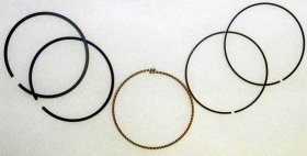 WSM Off Road Piston Rings Piston Rings Honda 350 TRX 00-06 1mm Over - 51-226-07 WSM Off Road Piston Rings Piston Rings Honda 350 TRX 00-06 1mm Over - 51-226-07
