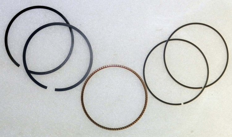 WSM Off Road Piston Rings Piston Rings Yamaha 600 Grizzly 98-01 .5mm Over - 51-542-05