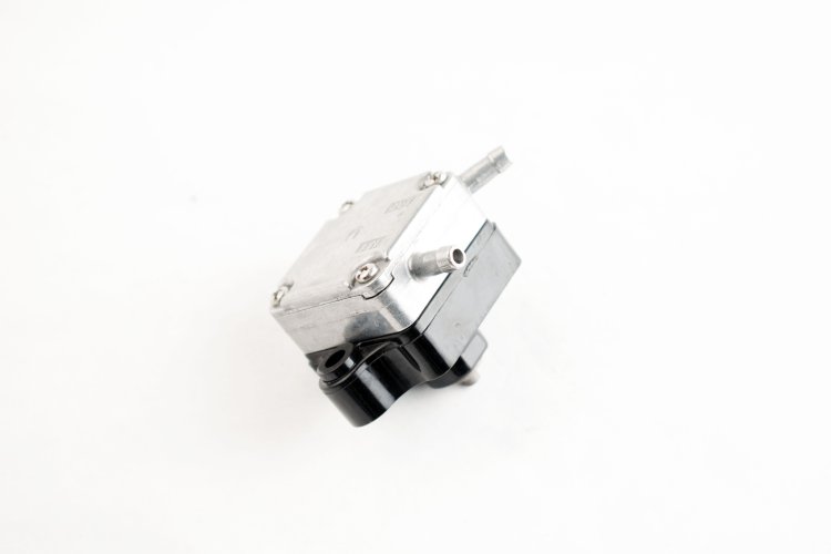 WSM MAR Fuel Fuel Pump Mercury / Mariner / Yamaha 8 - 15 Hp 4-Stroke - 600-098