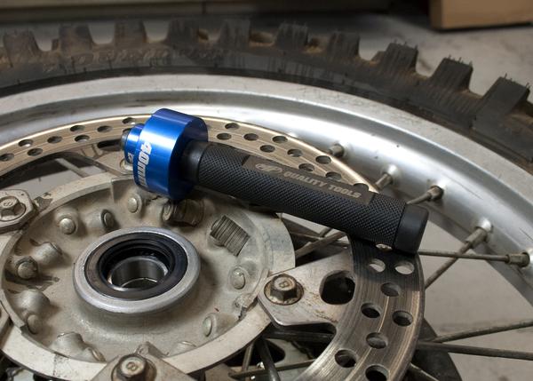 Motion Pro Wheel Bearing Driver Set Tool Rental - Click Image to Close
