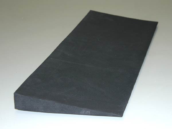 Hydro-Turf Kick Tail - 5.5" X 18" X 1" Kick01